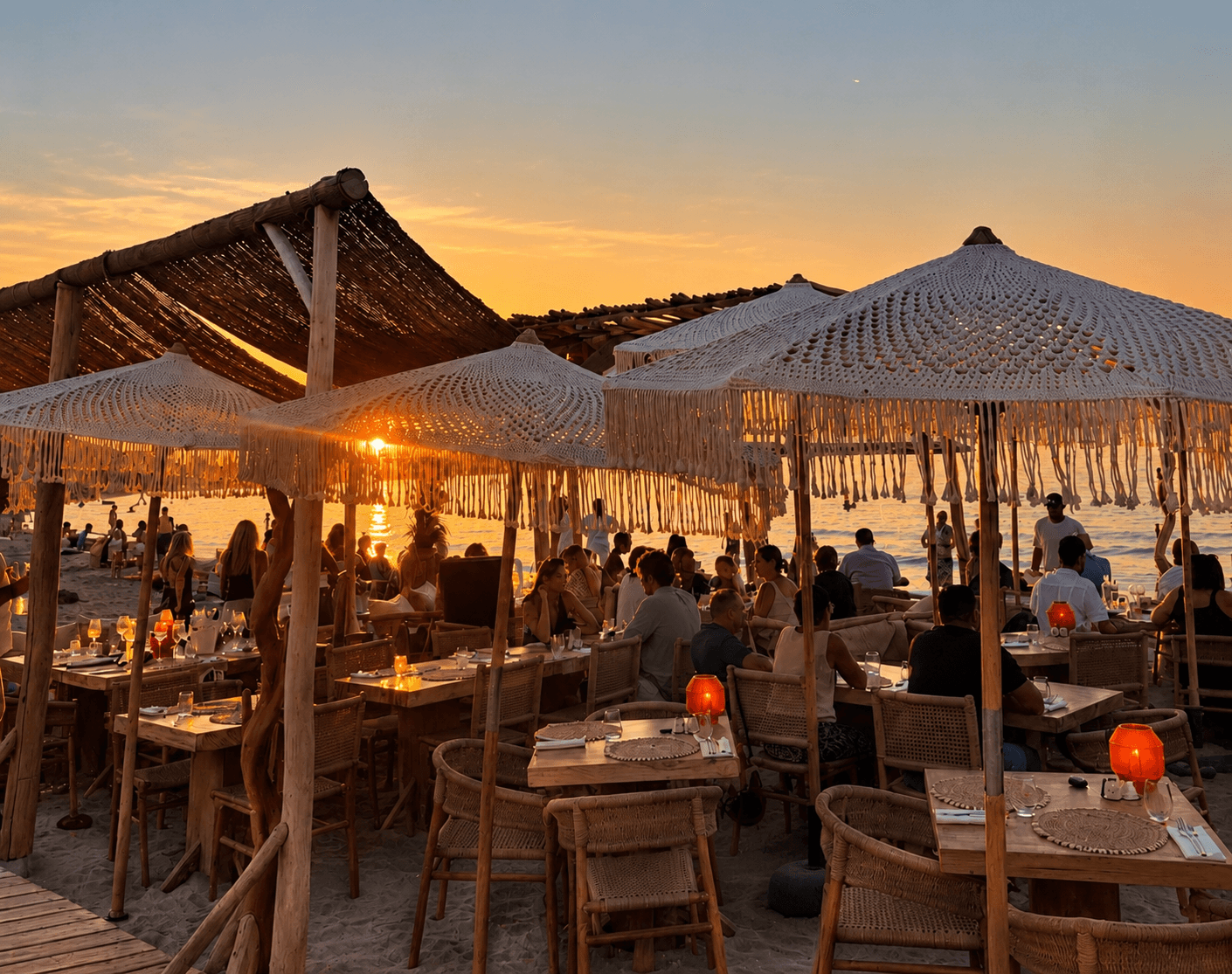 Terrasse du restaurant Luma au coucher du soleil